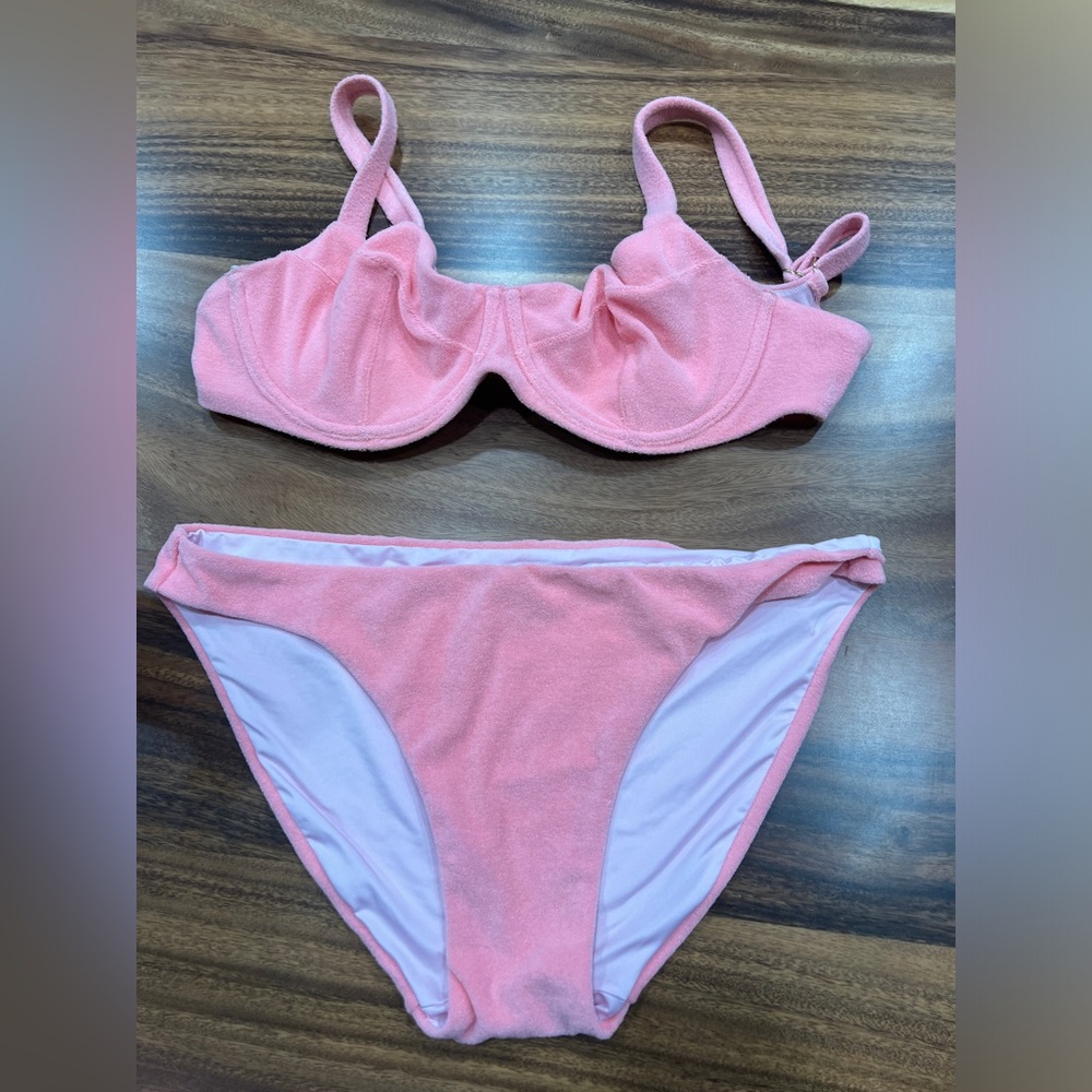 VICTORIA’S SECRET 2 piece swim suit